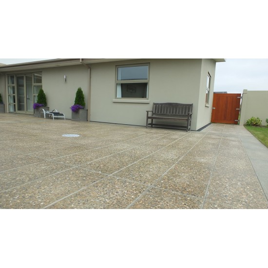 Concrete Bullnose Coping Paver - Honed 600 x 300mm Specialty Concrete Bullnose Coping Paver - Honed 600 x 300mm Specialty